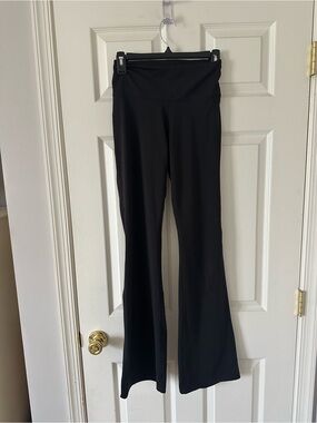 PINK Victoria's Secret Black Flared Yoga Pants